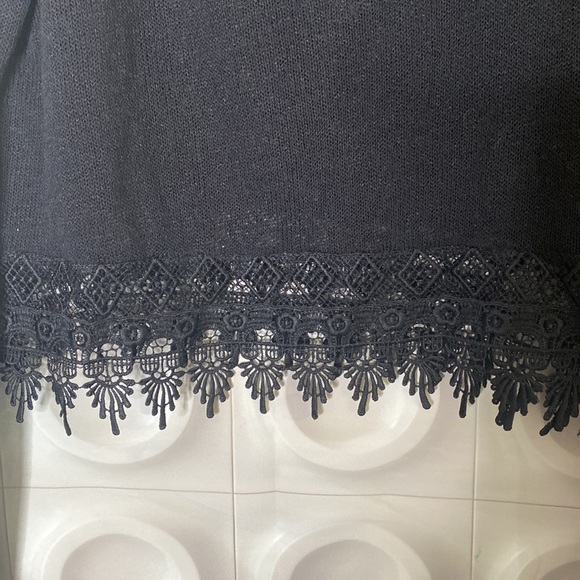 H&M Divided Black size medium long sleeve light sweater. - Picture 4 of 4